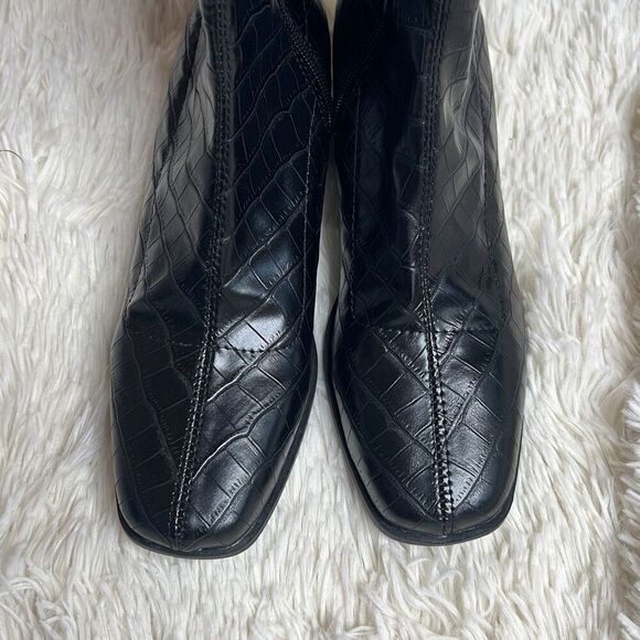 Journee Collection Mariana Croc Wide Calf Over-The-Knee Boot Black NWT Size 6 - Picture 3 of 7